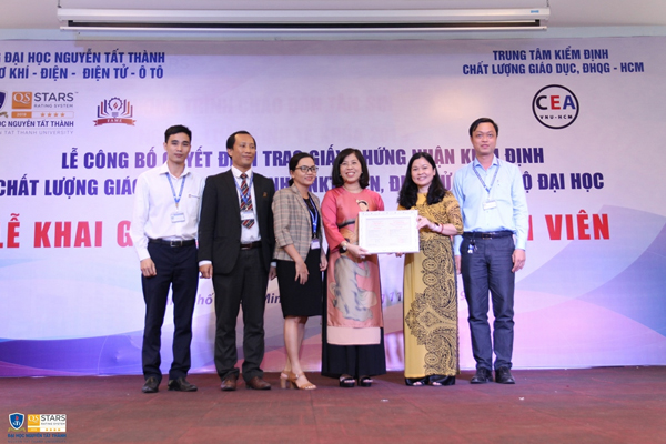 aun2 4 ctdt cua truong dh nguyen tat thanh dat chuan kiem dinh chat luong aun qa