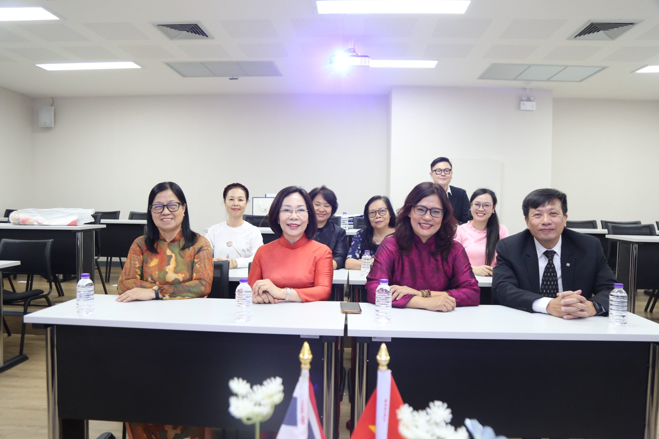 Đoàn công tác Khoa Luật (NTTU)
